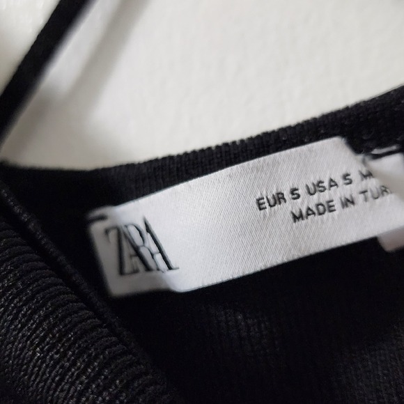 ZARA Crop Top - Picture 3 of 3